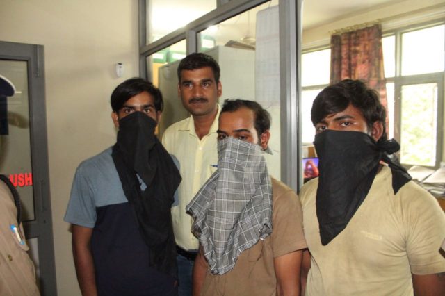 पुलिस को मिला बड़ी सफलता, तीन डैकेतों को किया गिरफ्तार 3 Hello Uttarakhand News »