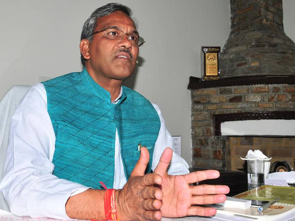 मुख्यमंत्री त्रिवेंद्र