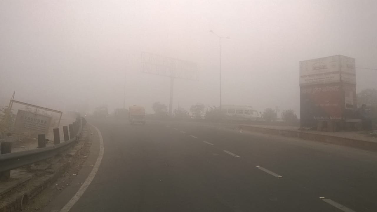 ‘गैस चैंबर’ में तब्दील हुआ दिल्ली, आज सभी स्कूल बंद 1 Hello Uttarakhand News »