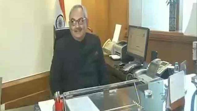 पूर्व गृह सचिव राजीव महिर्ष बने नए कैग 3 Hello Uttarakhand News »