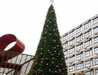 ये है दुनिया का सबसे महंगा क्रिसमस ट्री 4 Hello Uttarakhand News »