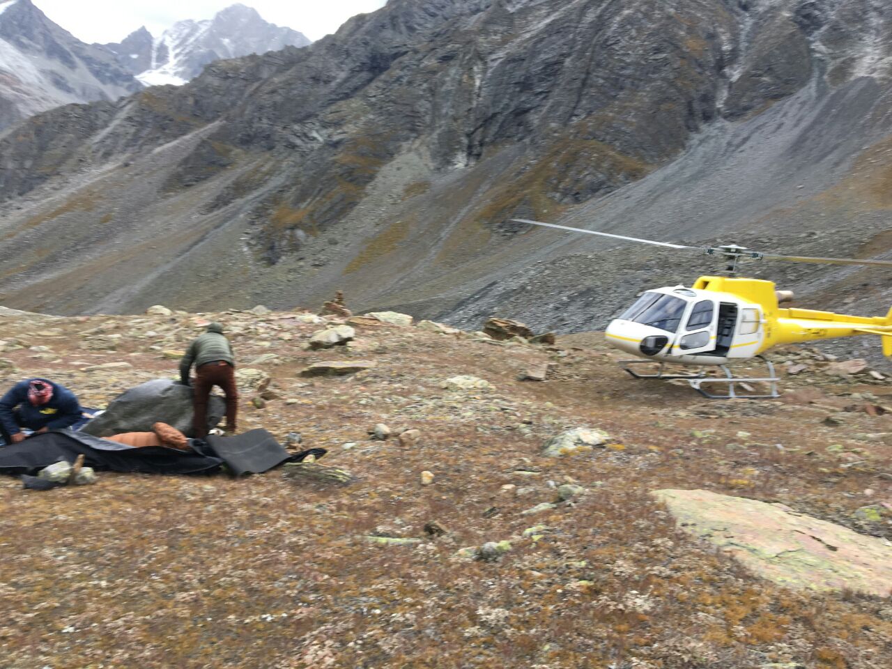 एडवेंचर टूरिज्म ट्रैकर का शव किया साथियों के सुपुर्द 2 Hello Uttarakhand News »