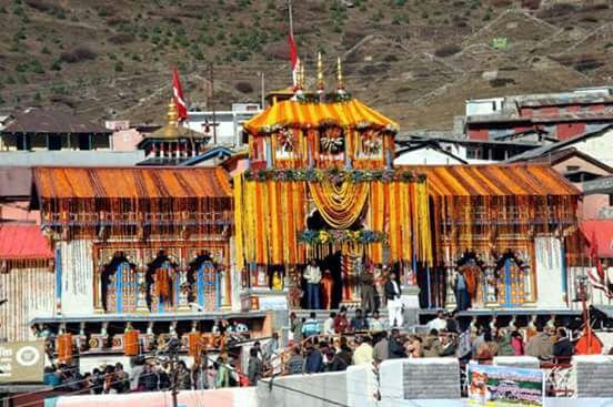 आखिर क्यों कपाट बंद होने से पहले रावल करते हैं स्त्री का रूप धारण? 3 Hello Uttarakhand News »