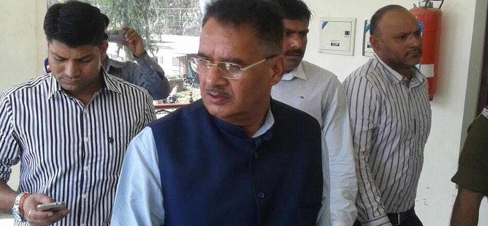 विधायक गणेश जोशी अस्पताल में भर्ती… 1 Hello Uttarakhand News »