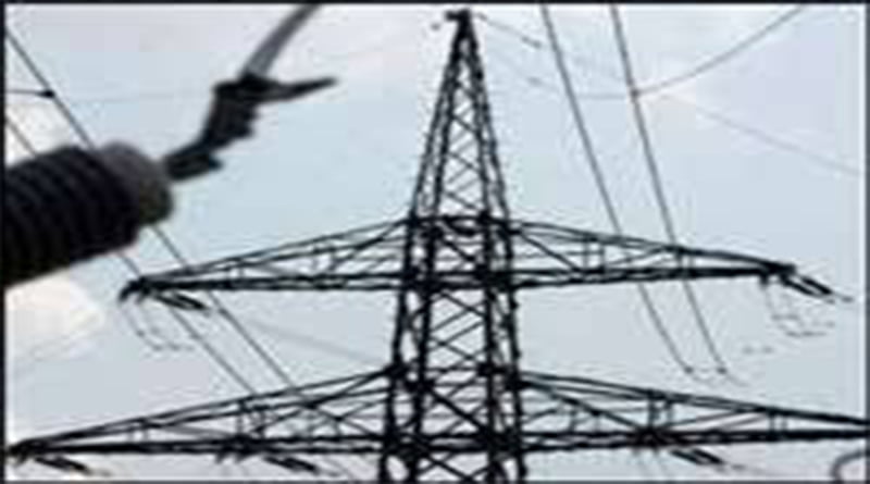 मौत बनकर बस पर गिरी हाईटेंशन लाइन, जानें किसकी लापरवाही से गईं तीन जानें 2 Hello Uttarakhand News »