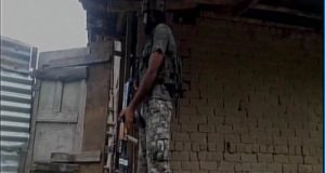 जम्मू-कश्मीर – शोपियां में सेना पर आतंकियों ने की फायरिंग, मेजर और जवान शहीद… 1 Hello Uttarakhand News »