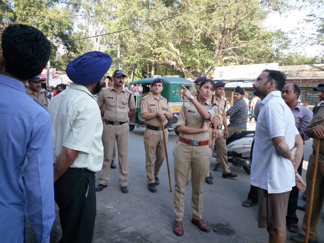 ऋषिकेश की लेडी दंबग बनी आईपीएस निहारिका भट्ट- अतिक्रमण पर कर रही ताबड़तोड़ कार्यवाही 4 Hello Uttarakhand News »