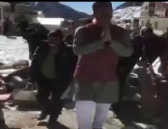 सीएम ने केदार मंदिर परिसर को 16 फीट बढ़ाने के दिए निर्देश 4 Hello Uttarakhand News »