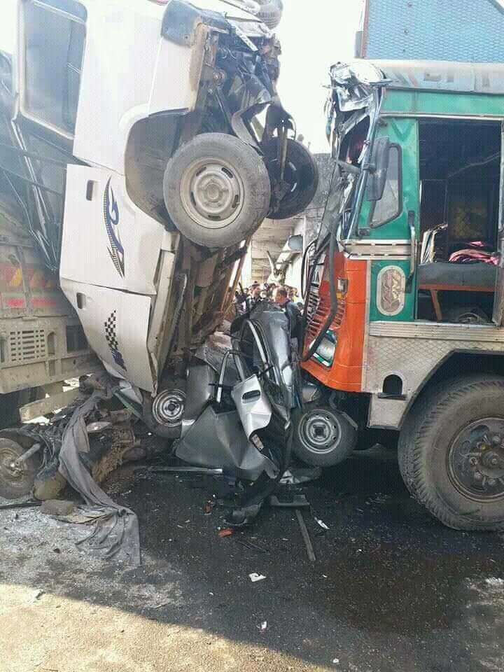 सड़क हादसे में दो की मौके पर मौत, पांच घायल 2 सड़क हादसे में दो की मौके पर मौत, पांच घायल 2 Hello Uttarakhand News »