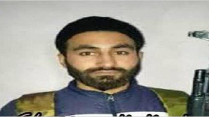 एके-47 के साथ पीएचडी छात्र का फोटो हो रहा है वायरल 1 Hello Uttarakhand News »