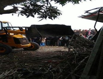 थाने में घुसा ट्रक, दो की मौत और थाना प्रभारी सहित दो घायल 2 Hello Uttarakhand News »