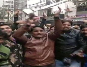 क्यों बोले व्यापारी: मोदी तेरे राज में, कटोरा आ गया हाथ में 2 Hello Uttarakhand News »