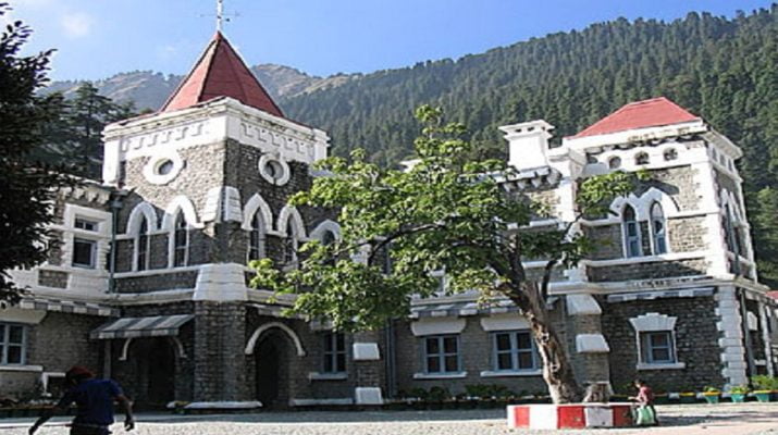 हाईकोर्ट ने अतिक्रमण व गंगा घाटों पर सफाई मामले में दो कोर्ट कमिश्नर किये नियुक्त 1 Hello Uttarakhand News »