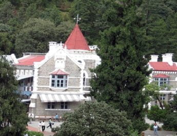 उत्तराखंड हाई कोर्ट: कृषि सचिव हरबंस सिंह चुघ को भेजा अवमानना का नोटिस 2 Hello Uttarakhand News »