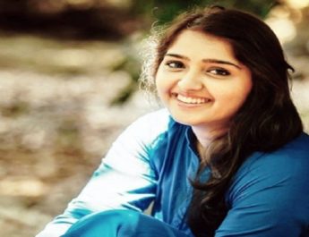 ट्रेन में छेड़छाड़ की शिकार अभिनेत्री बोली लोग सिर्फ फेसबुक पर निकालते है गुस्सा 4 Hello Uttarakhand News »