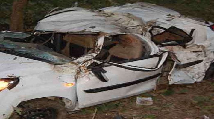 पौड़ी में कार खाई में गिरी, 4 युवकों की मौत, 1 घायल 1 Hello Uttarakhand News »