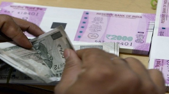 उपखंड अधिकारी ने क्लर्क पर लगाया लाखों के गबन का आरोप 1 Hello Uttarakhand News »