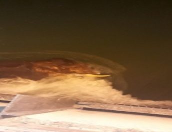 पानी पीने गया हाथी जलाशय में जा फंसा 2 Hello Uttarakhand News »