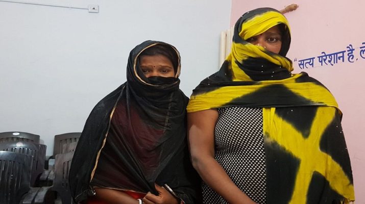 जानेंगे नहीं..? कहां पकड़ी गई चरस वाली आंटी 1 Hello Uttarakhand News »