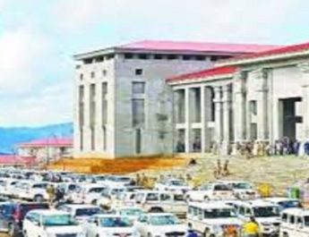 गैरसैंण में सदन में हंगामा, सुबह से अब तक तीन बार स्थगित 2 Hello Uttarakhand News »