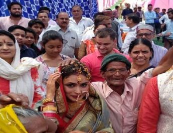 शादी के बाद गांव पहुंचीं मिस इंडिया ग्रैंड इंटरनेशनल अनुकृति, किया धारा पूजन, हुई तारीफ 3 Hello Uttarakhand News »