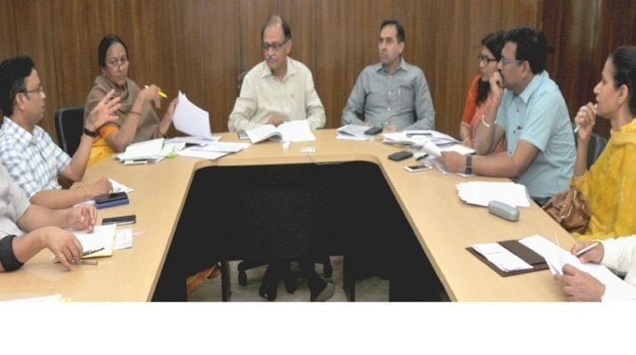 वार्षिक स्थानांतरण अधिनियम को प्रभावी ढंग से लागू करने के लिए की गयी बैठक 1 वार्षिक स्थानांतरण अधिनियम को प्रभावी ढंग से लागू करने के लिए की गयी बैठक 1 Hello Uttarakhand News »