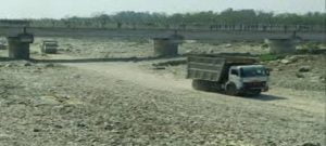 सरकार ने दी पुल गिराने की अनुमति...! 2 Hello Uttarakhand News »