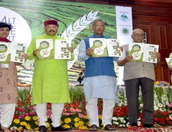 देहरादून के अपर तलाई एवं अल्मोड़ा के मलाड गाँव को श्रेष्ठ कार्य के लिए प्रथम पुरस्कार 2 Hello Uttarakhand News »