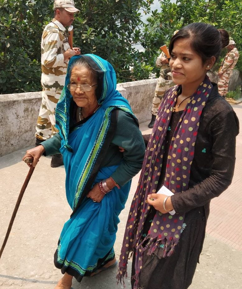 थराली विधानसभा सीट पर उपचुनाव के लिए मतदान जारी 2 Hello Uttarakhand News »