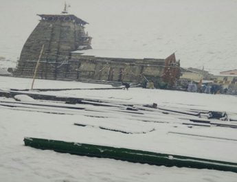 मौसम की मार: केदारनाथ के बाद बद्रीनाथ और यमुनोत्री यात्रा भी रोकी 3 Hello Uttarakhand News »