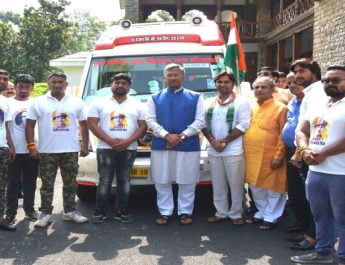 'शहीद स्वाभिमान यात्रा' देहरादून से हुई रवाना, सभी राज्यों में 25 हजार किमी की यात्रा करेगी पूरी 3 Hello Uttarakhand News »