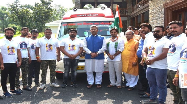 'शहीद स्वाभिमान यात्रा' देहरादून से हुई रवाना, सभी राज्यों में 25 हजार किमी की यात्रा करेगी पूरी 1 Hello Uttarakhand News »