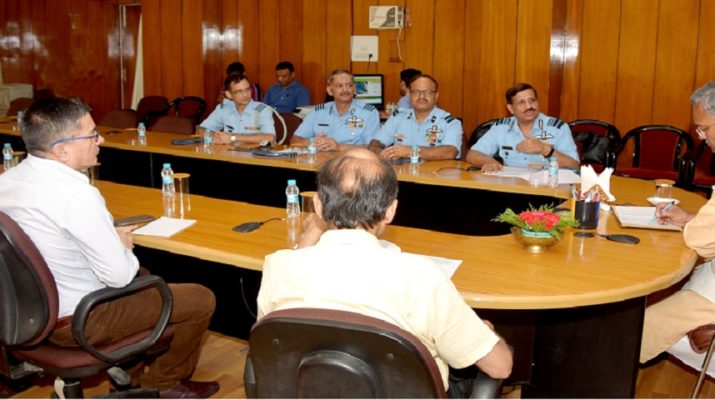 वायु सेना ने मुन्स्यारी के समीप मांगी फायरिंग रेंज की अनुमति 1 वायु सेना ने मुन्स्यारी के समीप मांगी फायरिंग रेंज की अनुमति 1 Hello Uttarakhand News »