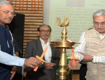 प्लास्टिक ग्रह में बदल रही पृथ्वी: मुख्यमंत्री 4 Hello Uttarakhand News »