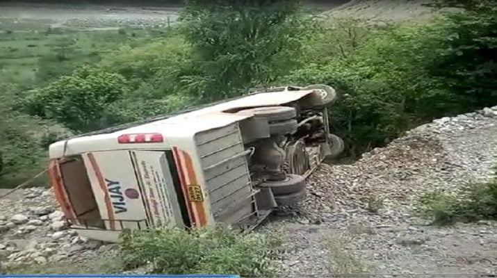 उत्तरकाशी में सडक हादसा, 15 यात्री घायल 1 उत्तरकाशी में सडक हादसा, 15 यात्री घायल 1 Hello Uttarakhand News »