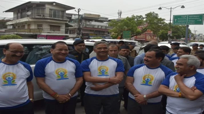 योग के प्रति जन-जागरूकता के लिए ‘‘वॉक फॉर योग’’ का आयोजन 1 Hello Uttarakhand News »