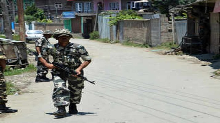 ईद के मौके पर पाकिस्तान की नापाक हरकत, सेना का एक जवान शहीद 1 Hello Uttarakhand News »