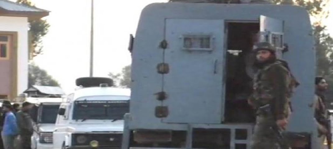 जम्मू कश्मीर में दो जगहों पर आतंकी हमला, 2 जवान शहीद 2 Hello Uttarakhand News »