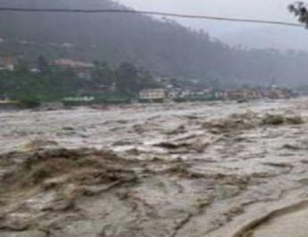 बादल फटने से मची भारी तबाही, 12 मीटर लंबा पुल ढहने से मार्ग बंद... 3 Hello Uttarakhand News »