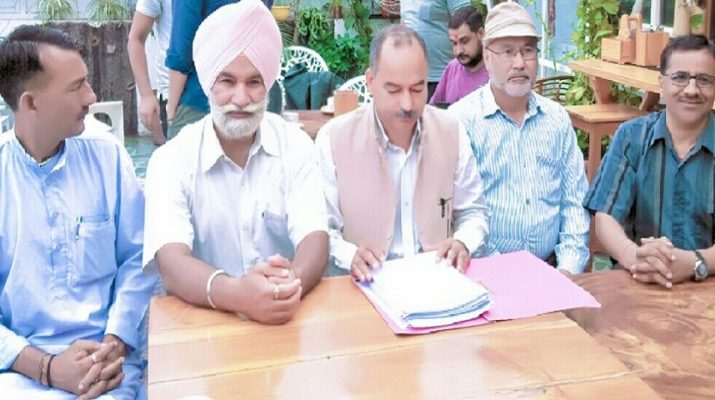 खुलासा : सरकार ने 16 माह में लिया 9060 करोड़ का कर्ज 1 Hello Uttarakhand News »