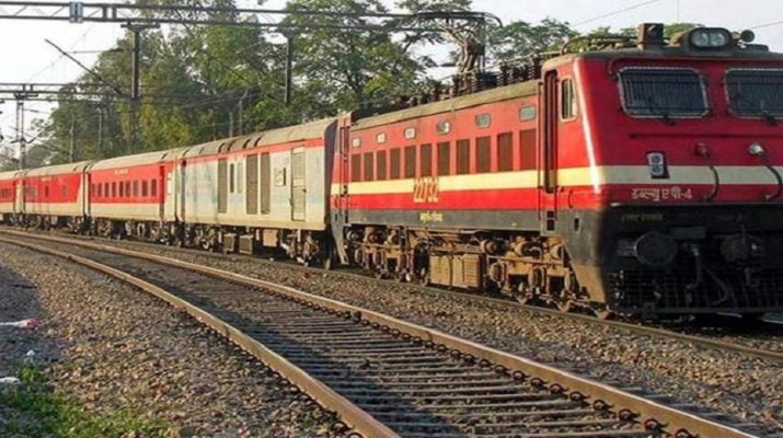 अब लेट नहीं होगी ट्रेन, रेलवे ने निकाला ये नया फॉर्मूला... 1 Hello Uttarakhand News »