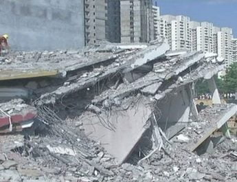 ग्रेटर नोएडा में दो इमारत ढहने से 3 लोगों की मौत, कई लोगों के दबे होने की आशंका 2 Hello Uttarakhand News »