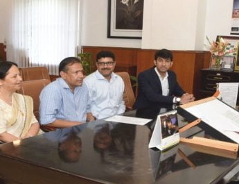 सिंगापुर में आयोजित निवेशक सम्मेलन में उत्तराखण्ड को किया गया आमंत्रित 4 Hello Uttarakhand News »