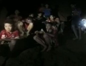 थाईलैंड में रेस्क्यू ऑपरेशन शुरू, 1 बच्चे को निकालने में लगेगा 11 घंटे का समय 2 Hello Uttarakhand News »