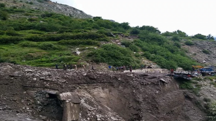 चमोली में फिर बरपा बारिश का कहर, बादल फटने से पांच लोग दबे 1 Hello Uttarakhand News »