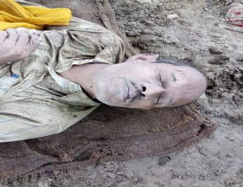 पुल के नीचे नदी में मिला व्यक्ति का शव, सनसनी 4 Hello Uttarakhand News »