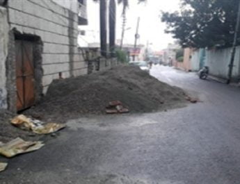 सड़क में फैली रेत, ईंट, बजरी के कारण 6 माह में 10 दुर्घटनाएं, ऐसे लोगों के खिलाफ होगी कार्यवाही 4 Hello Uttarakhand News »