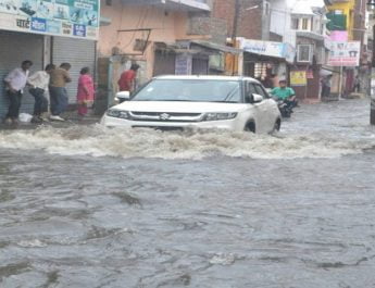 अगले 48 घण्टे में प्रदेश में भारी बारिश की आशंका, लोगों को सतर्क रहने की जरूरत 2 Hello Uttarakhand News »