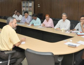 चम्पावत और पिथौरागढ़ जनपद की सभी योजनाएं तय सीमा के अंदर पूरी हो:  मुख्य सचिव 4 Hello Uttarakhand News »