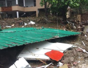 भारी बारिश ने कोटद्वार में मचाई भारी तबाही, मुश्किल में लोग 3 Hello Uttarakhand News »